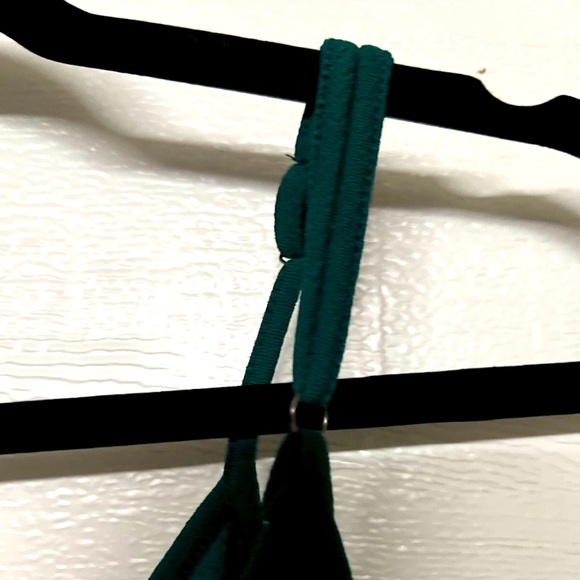 Emerald Green V Neck Adjustable Spaghetti Strap Dress - Picture 6 of 8